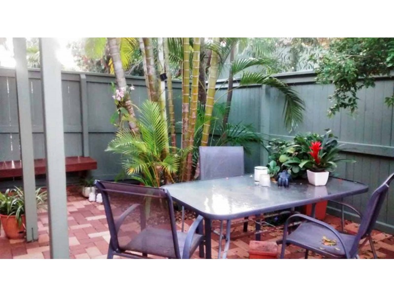 24/8 Lyon Street, Dicky Beach QLD 4551