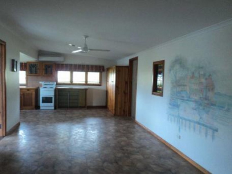 180 Freeman Road, Toorbul QLD 4510