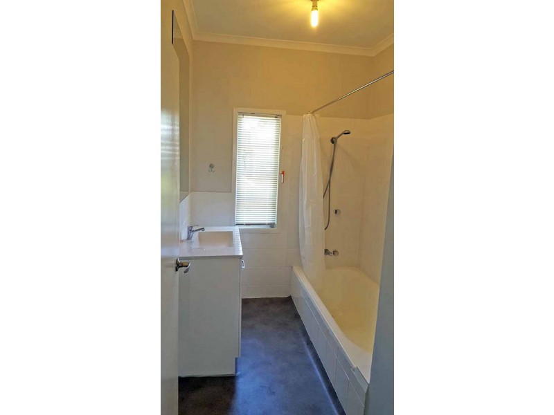 1 Willard Street, Tivoli QLD 4305