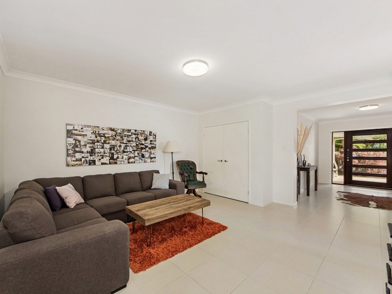 3 Perkins Close, Reedy Creek QLD 4227