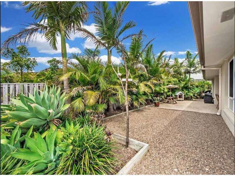 3 Perkins Close, Reedy Creek QLD 4227