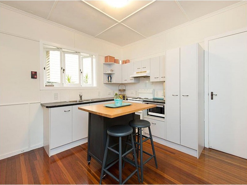 88 Imperial Avenue, Cannon Hill QLD 4170