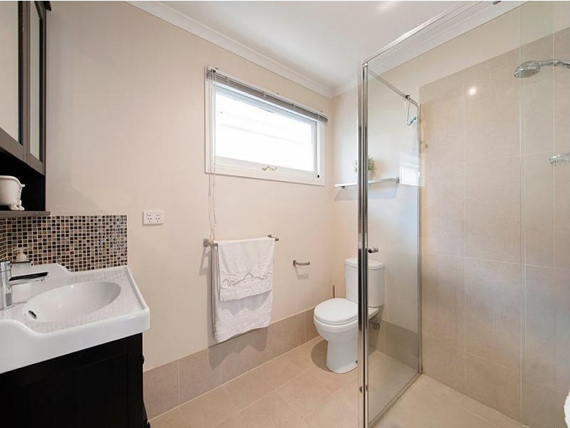 88 Imperial Avenue, Cannon Hill QLD 4170