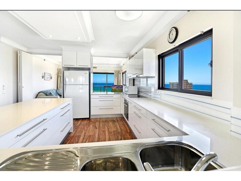 68/2 Admiralty Drive, Surfers Paradise QLD 4217