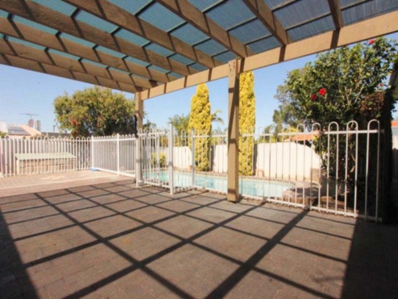 26 Kilrenny Crescent, Greenwood WA 6024