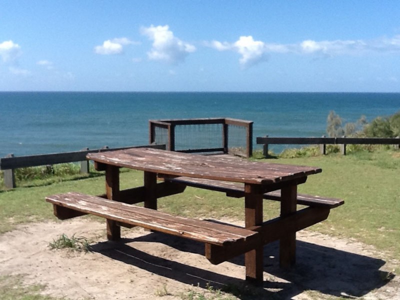 1/8 Jubilee Esplanade, Point Arkwright QLD 4573