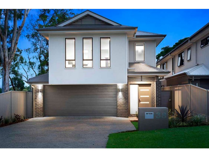 38 Ellen Street, Oxley QLD 4075