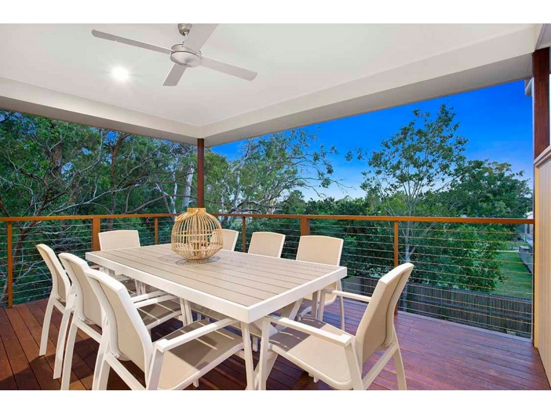 38 Ellen Street, Oxley QLD 4075