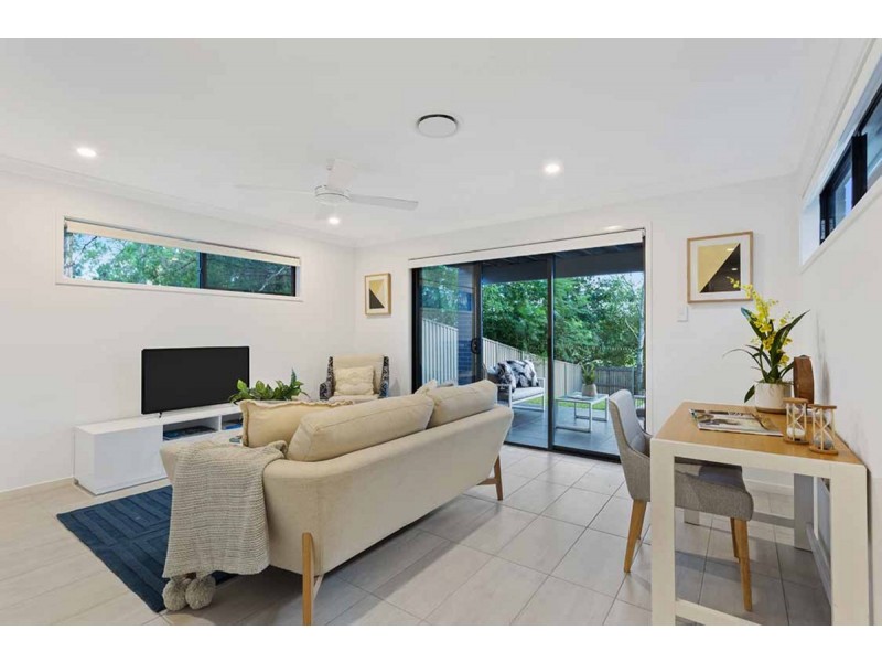 38 Ellen Street, Oxley QLD 4075