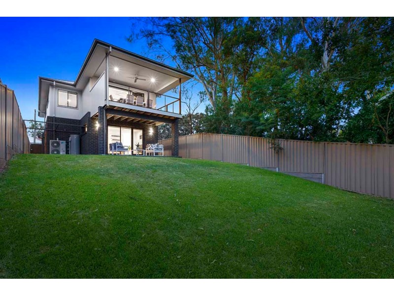 38 Ellen Street, Oxley QLD 4075
