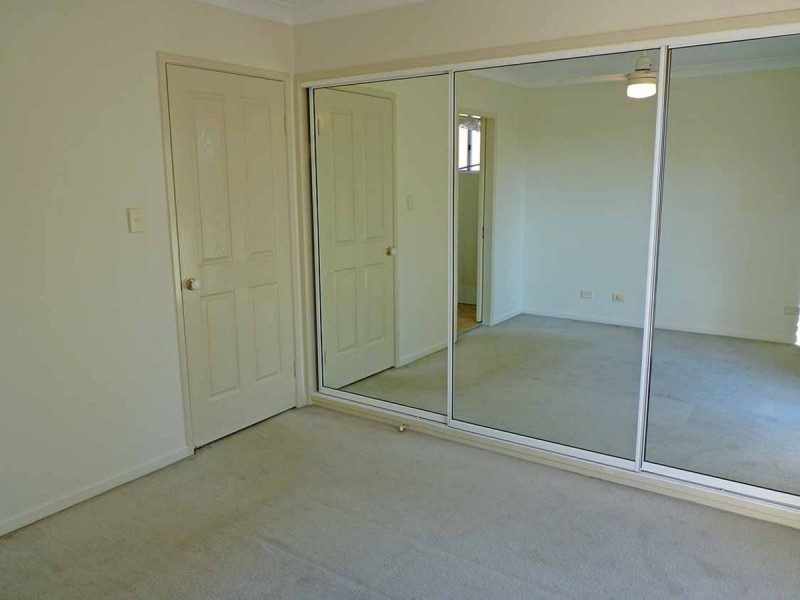 10/43 Crump Street, Holland Park West QLD 4121