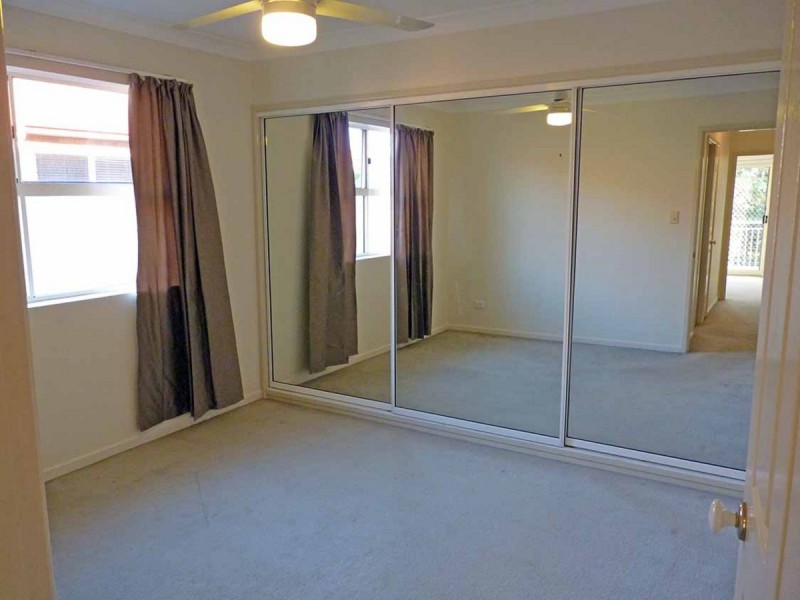 10/43 Crump Street, Holland Park West QLD 4121