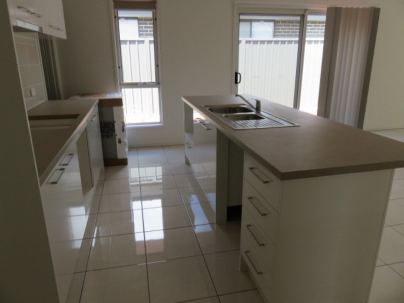 83 Boardwalk Drive, Paralowie SA 5108