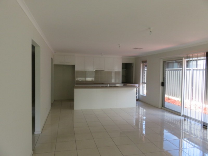 83 Boardwalk Drive, Paralowie SA 5108