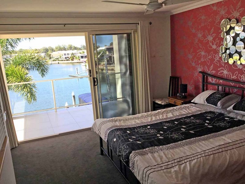 1/25 Compass Drive, Biggera Waters QLD 4216