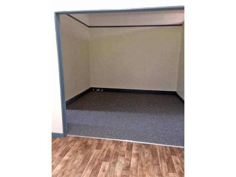 2/8 Omar Street, West Ipswich QLD 4305