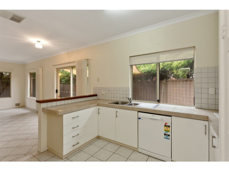 A/35 Coleman Crescent, Melville WA 6156