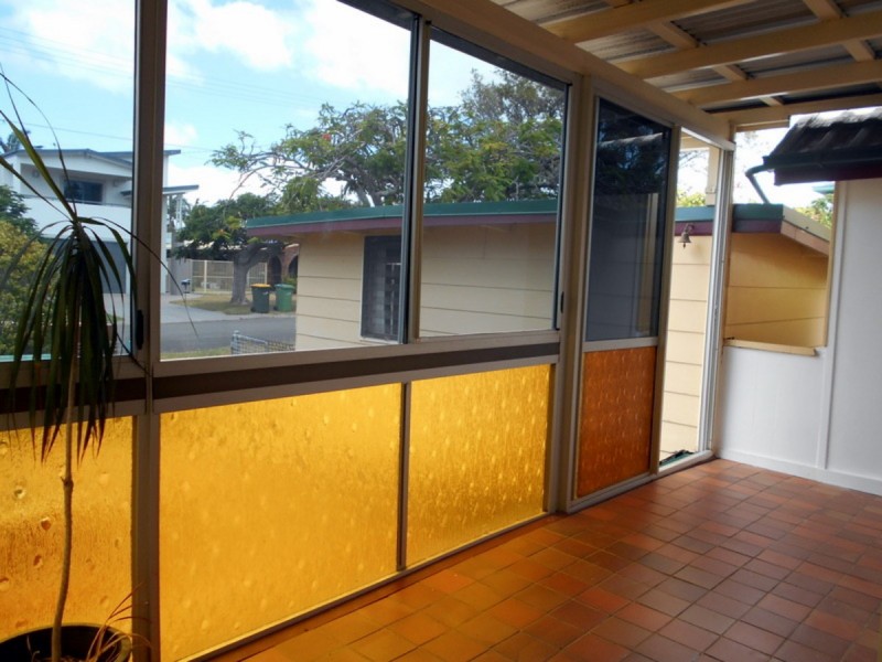 12 Garnet Street, Scarborough QLD 4020