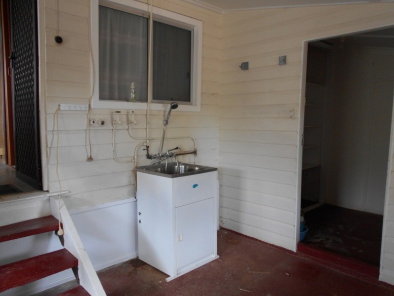 12 Garnet Street, Scarborough QLD 4020