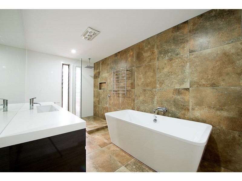 29 Ben Lexcen Drive, Sunrise Beach QLD 4567