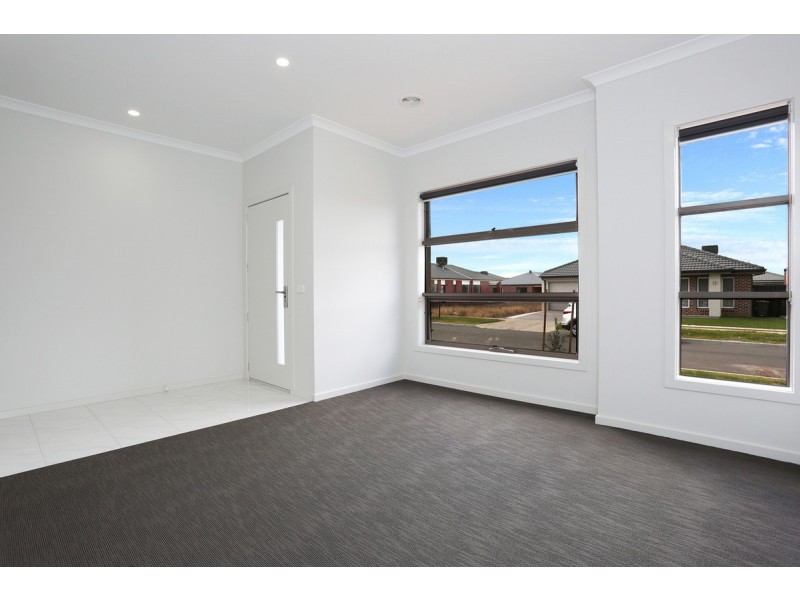 39 Capricornus Crescent, Tarneit VIC 3029