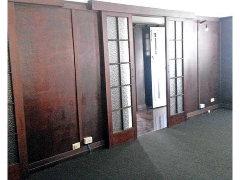 993 Logan Road, Holland Park QLD 4121