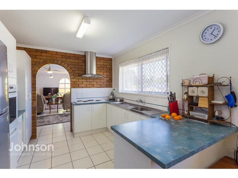 19 Sunstone Street, Manly West QLD 4179