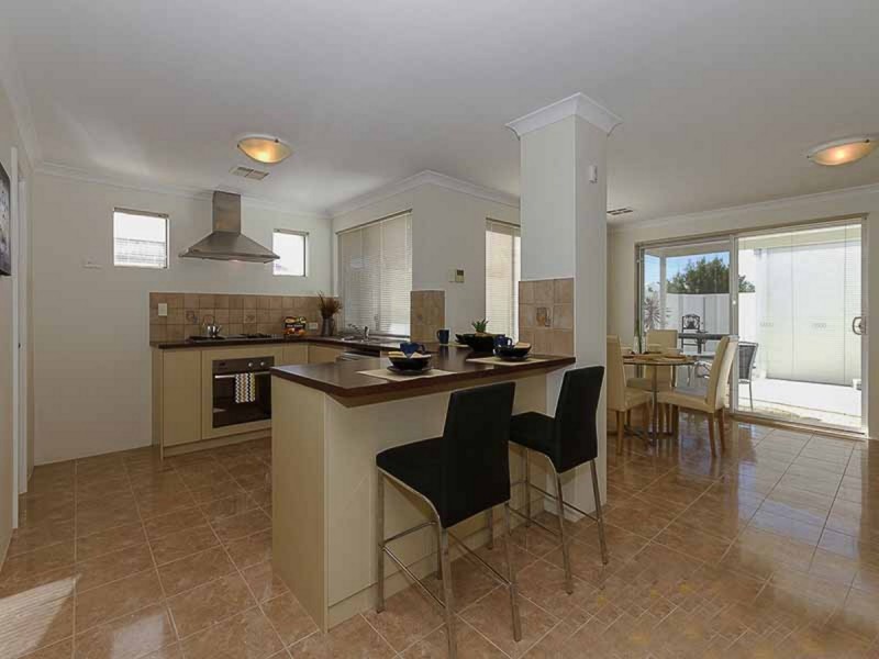 32 Gaudi Way, Clarkson WA 6030