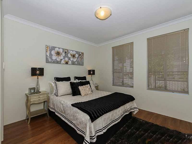 32 Gaudi Way, Clarkson WA 6030