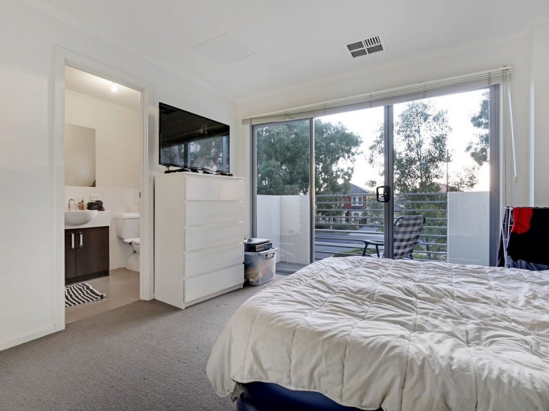 1/53-55 Grasswren Way, Mawson Lakes SA 5095