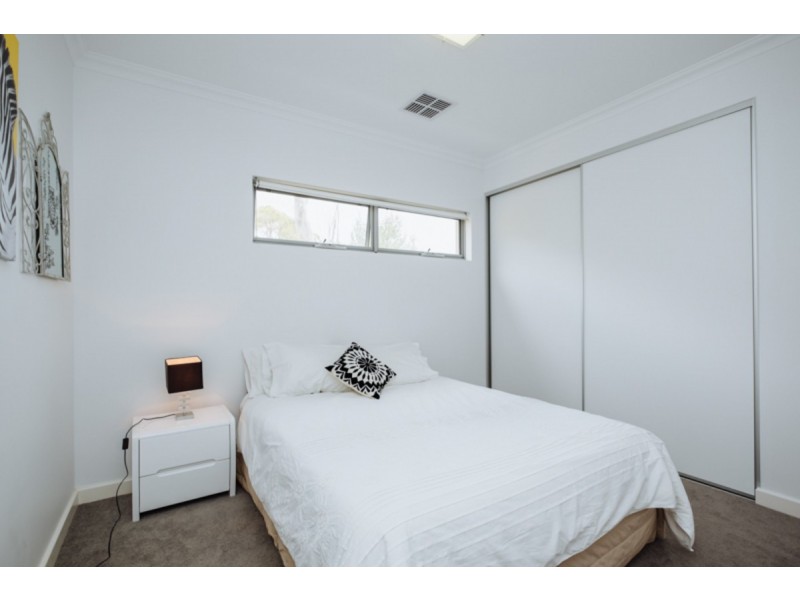 35 Riverside Road, East Fremantle WA 6158