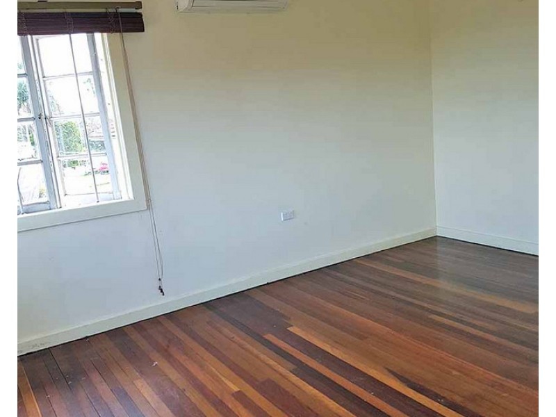 1677 Logan Road, Upper Mount Gravatt QLD 4122