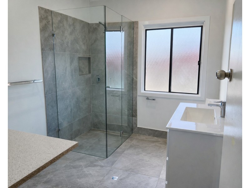 1677 Logan Road, Upper Mount Gravatt QLD 4122