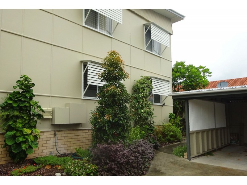 2/13 Orsova Tce, Caloundra QLD 4551