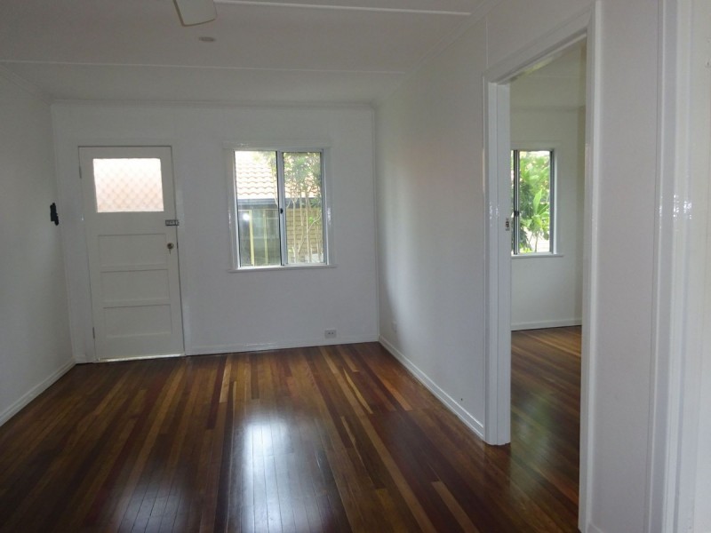 2/13 Orsova Tce, Caloundra QLD 4551