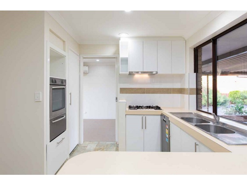 42 Beckley Circle, Murdoch WA 6150