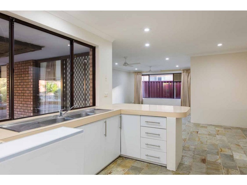 42 Beckley Circle, Murdoch WA 6150