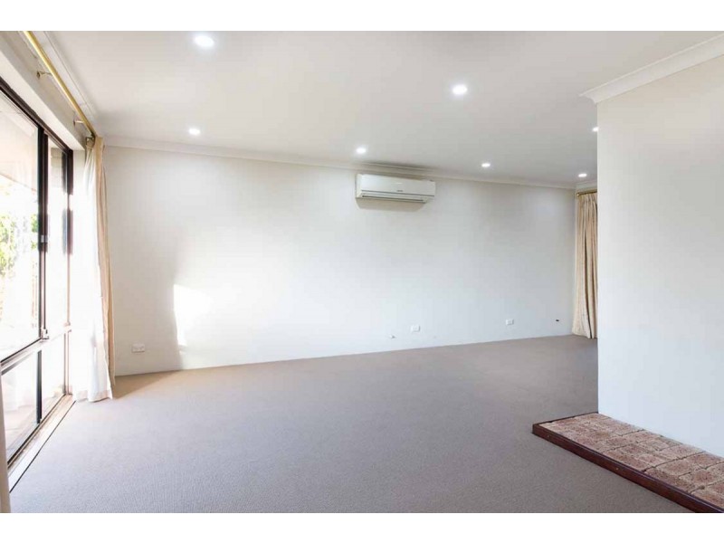 42 Beckley Circle, Murdoch WA 6150