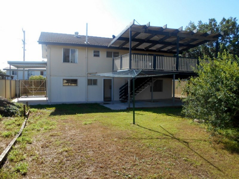 9 Golden Avenue, Kallangur QLD 4503