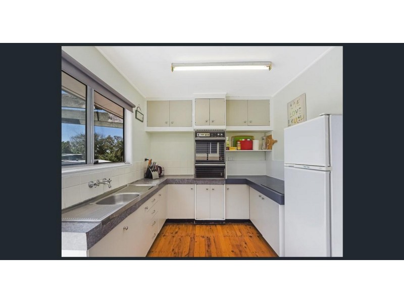 9 Golden Avenue, Kallangur QLD 4503