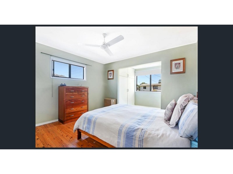 9 Golden Avenue, Kallangur QLD 4503