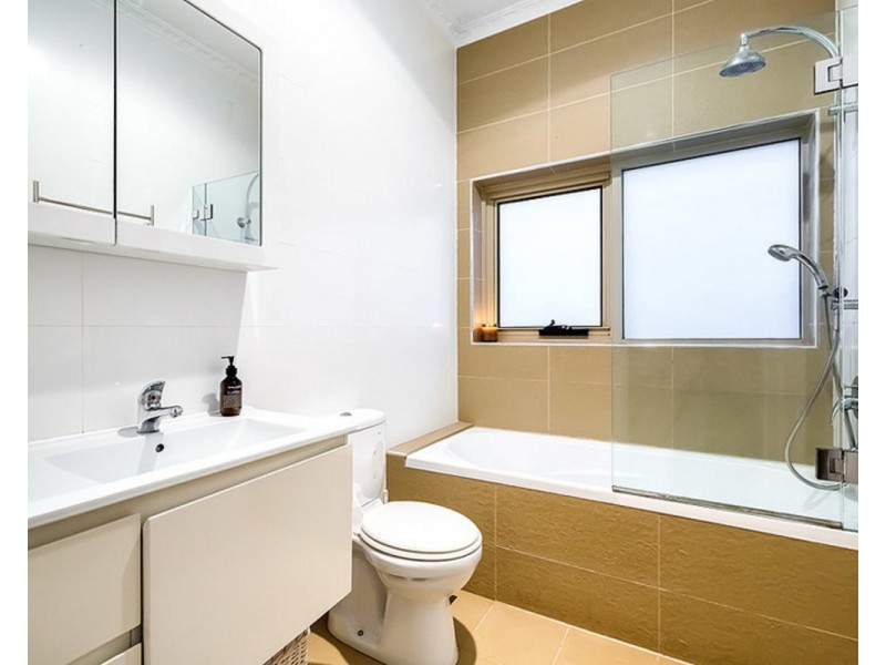 15 Fraser Street, Homebush NSW 2140