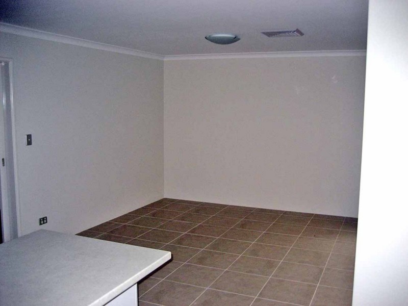 36 Benalla Drive, Harrisdale WA 6112