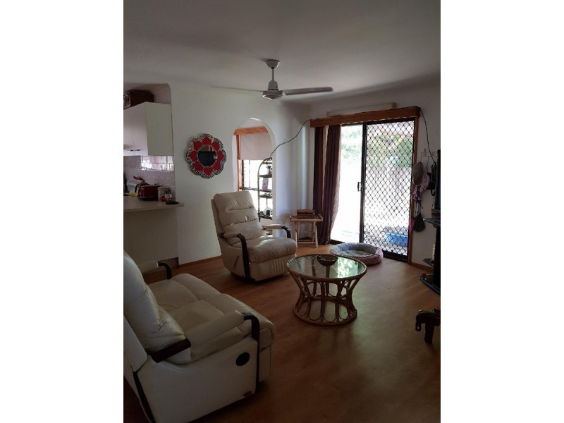 9 Cook Street, Yamba NSW 2464