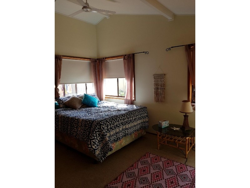 9 Cook Street, Yamba NSW 2464