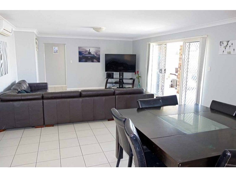 16 Creekside Crescent, Jimboomba QLD 4280