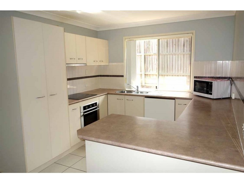 16 Creekside Crescent, Jimboomba QLD 4280