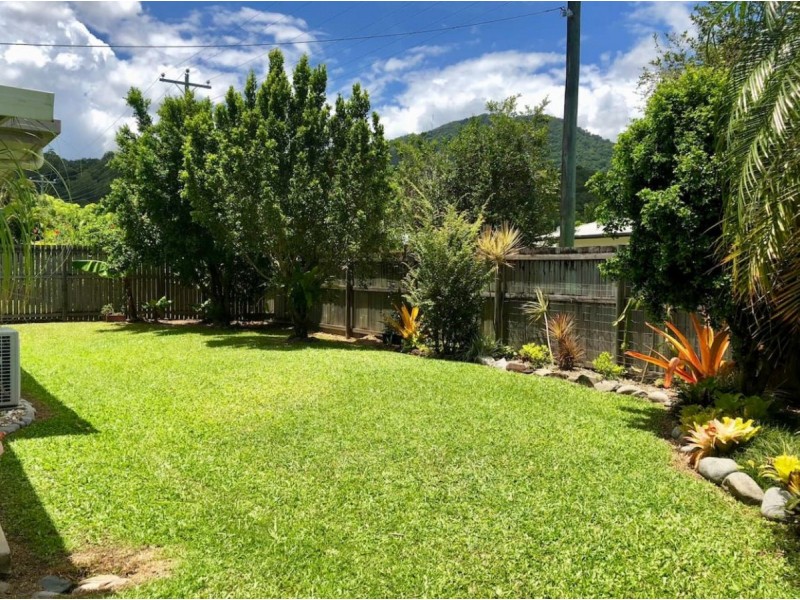 1/5 Marino Street, Whitfield QLD 4870