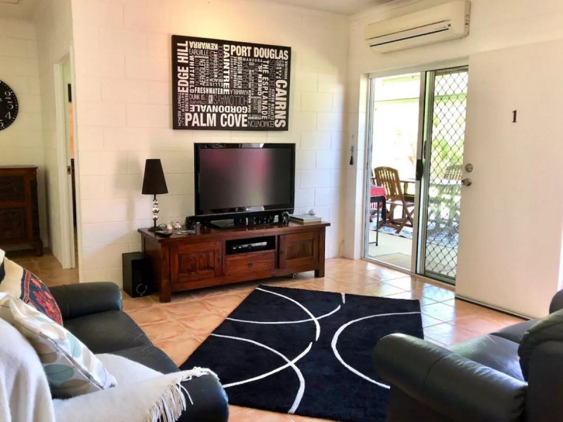 1/5 Marino Street, Whitfield QLD 4870