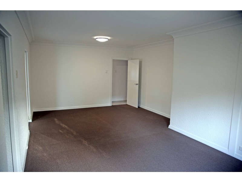 96 Ellen Street, Oxley QLD 4075